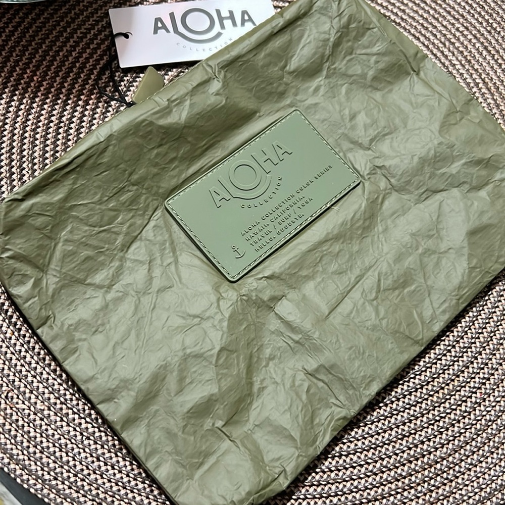 Small pouch by ALOHA COLLECTION